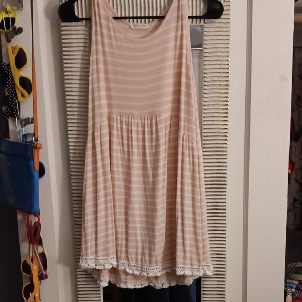 💜 3/$15💜Pink & White Striped Tunic Top/Dress with Lace Trim💜